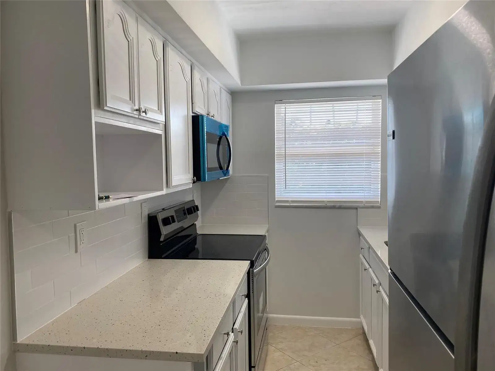 853 SE 4TH Court Apt 14, Deerfield Beach FL 33441 photo 3