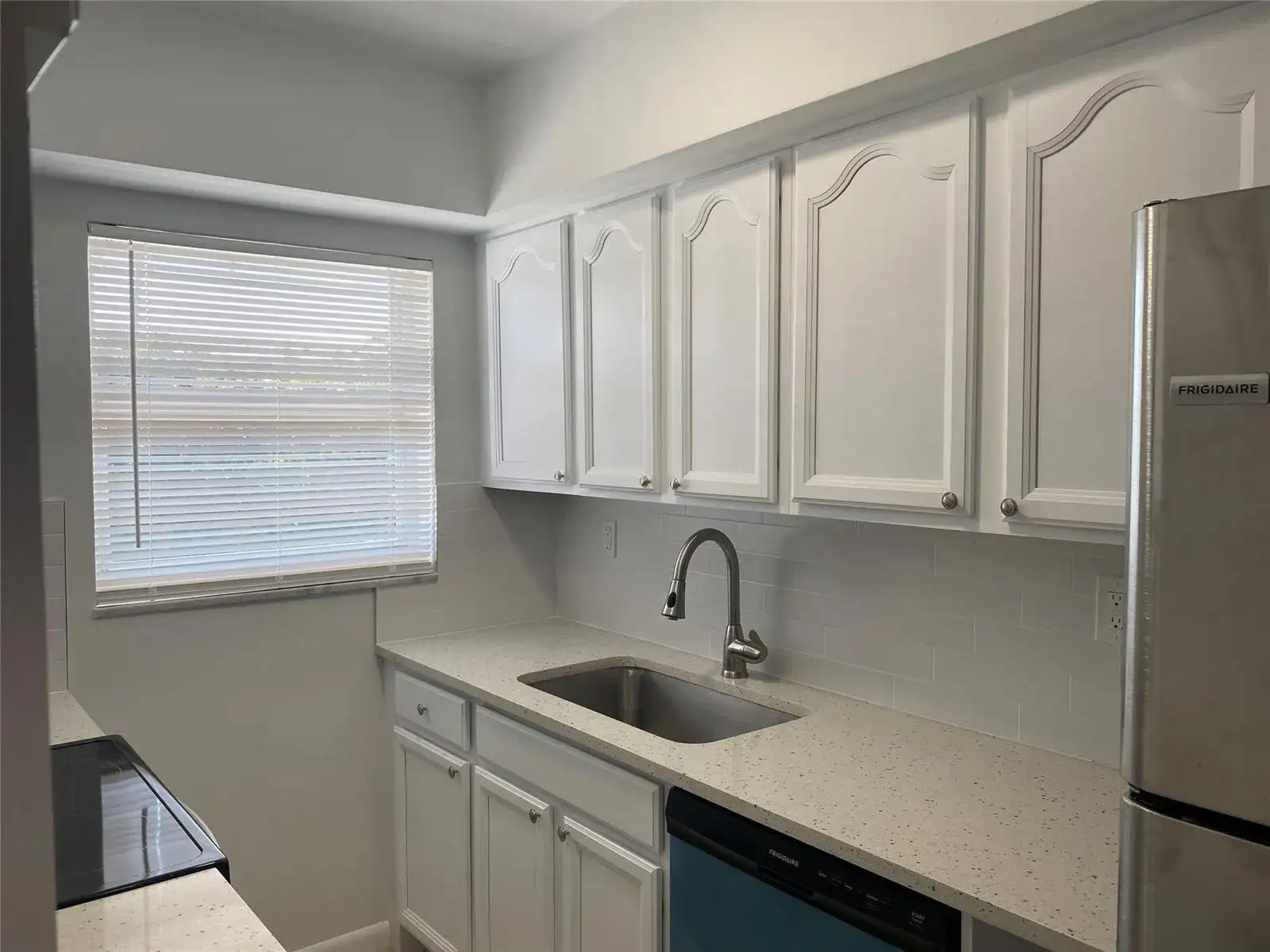 853 SE 4TH Court Apt 14, Deerfield Beach FL 33441 photo 4