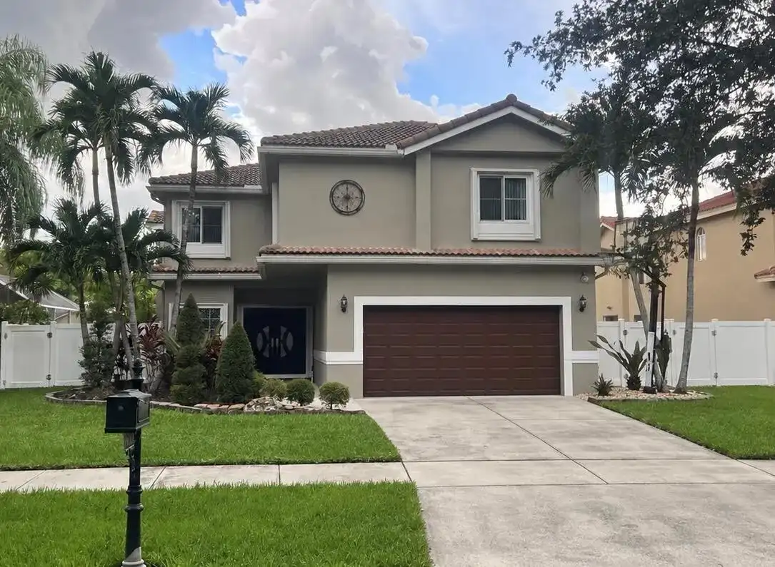 6211 NW 58th Way, Parkland FL 33067