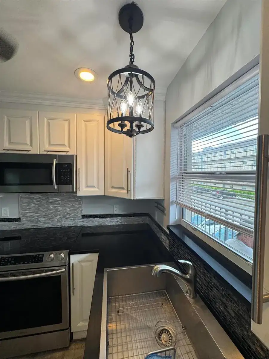 721 LORI Drive # 206, Palm Springs FL 33461 photo 4