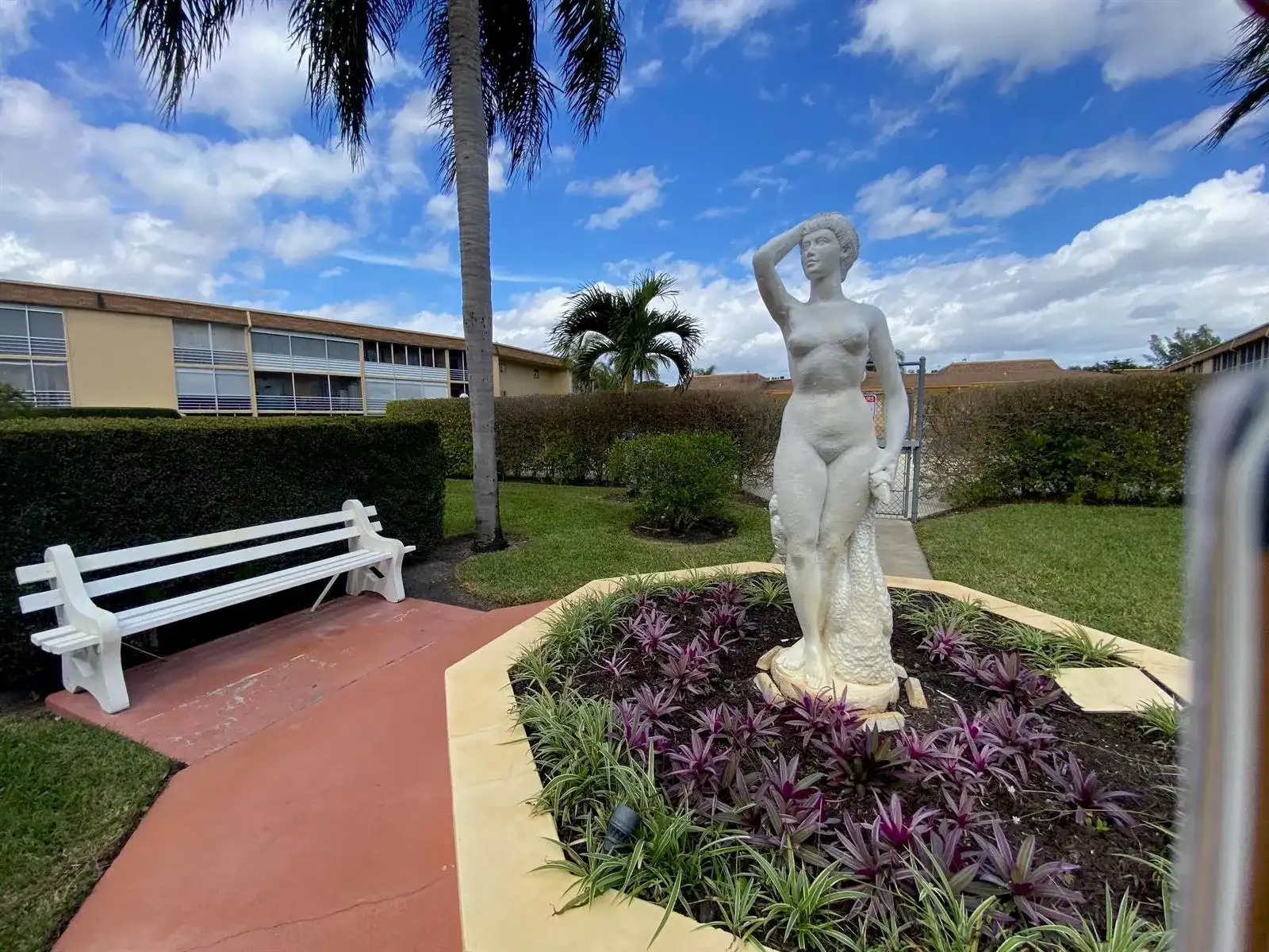 500 VILLAGE GREEN Circle W # 310, Palm Springs FL 33461