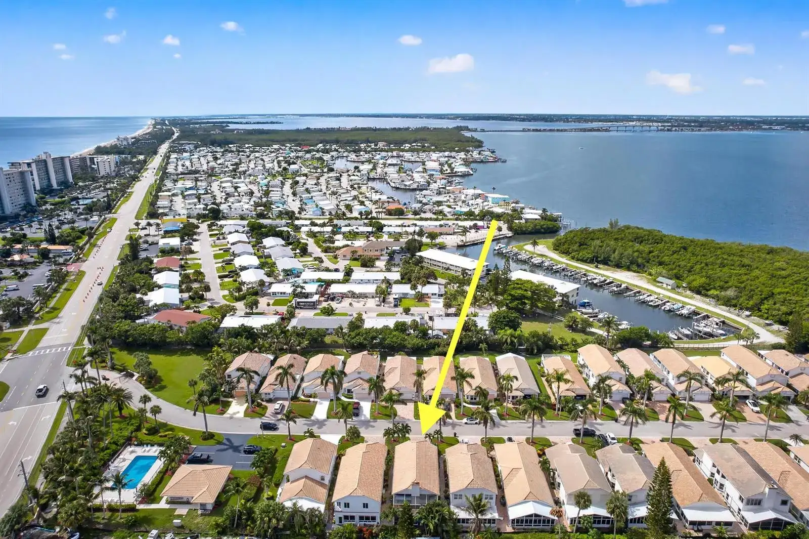 120 PEPPER Lane, Jensen Beach FL 34957 photo 2