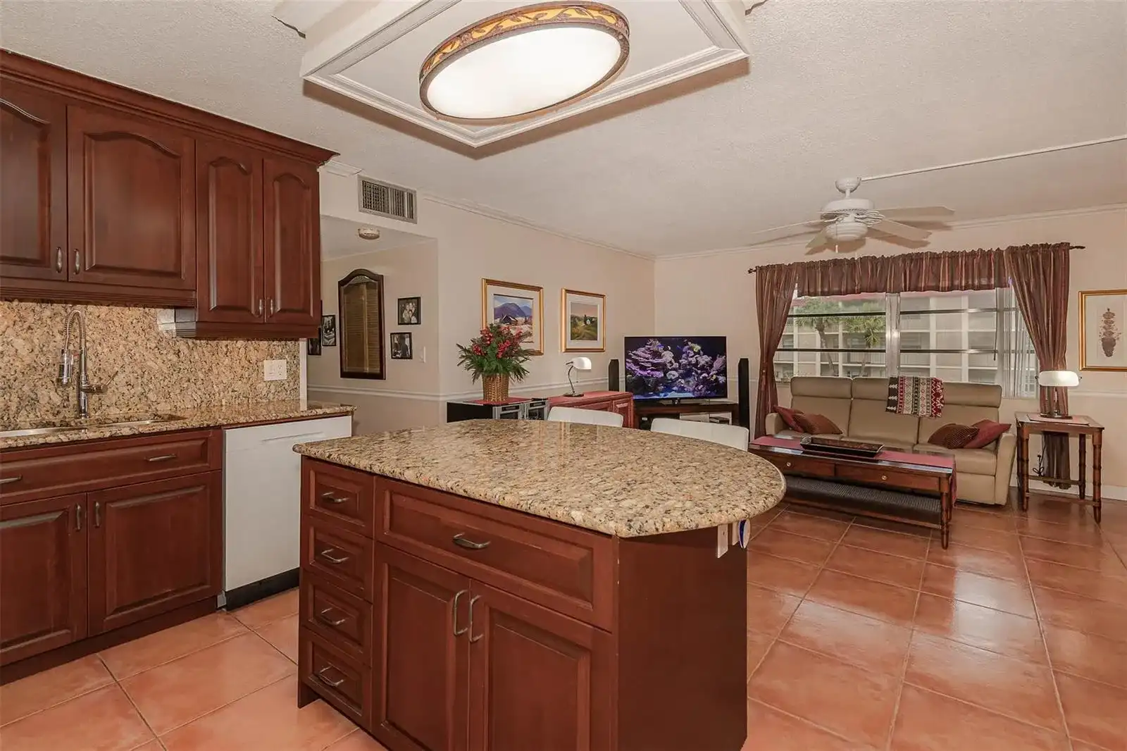 3071 NW 47TH Terrace # 326, Lauderdale Lakes FL 33313