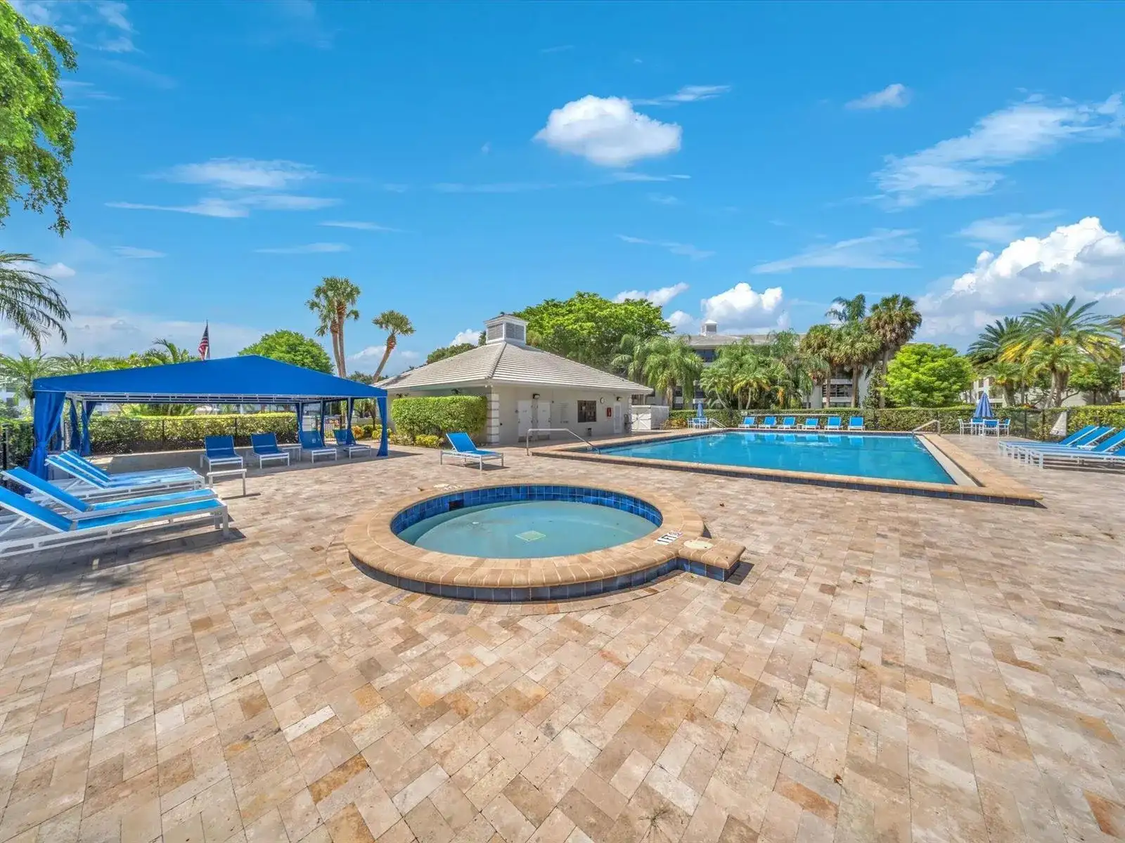 1701 Whitehall Drive # 302, Davie FL 33324 photo 4