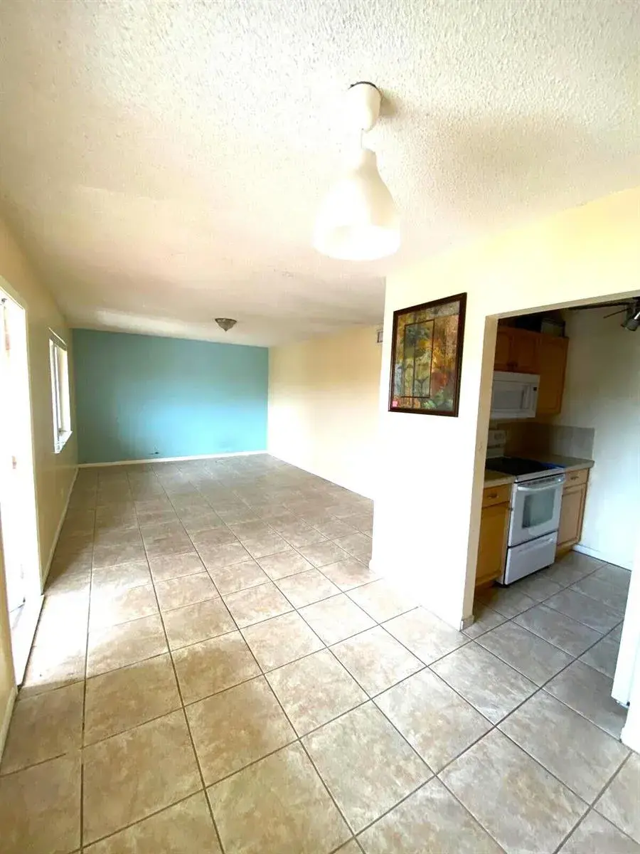 1020 CRYSTAL LAKE Drive # 209, Deerfield Beach FL 33064