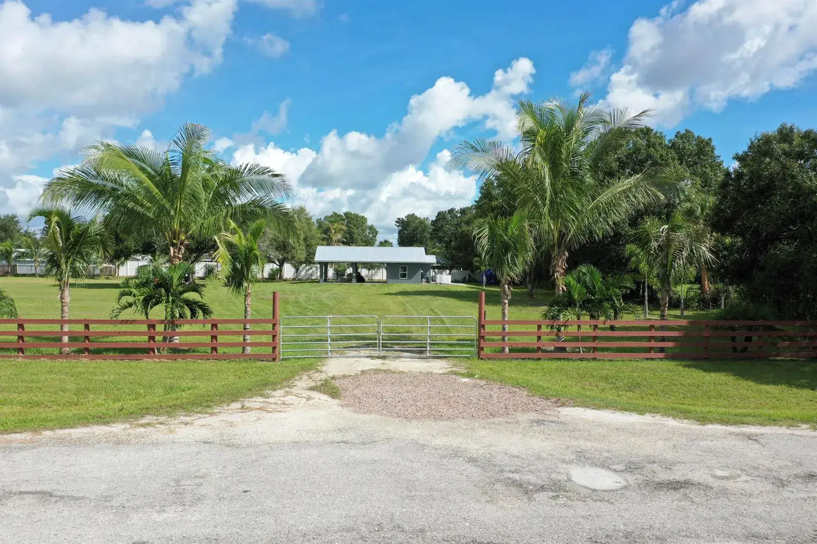 2055 SW 3rd Street, Okeechobee FL 34974