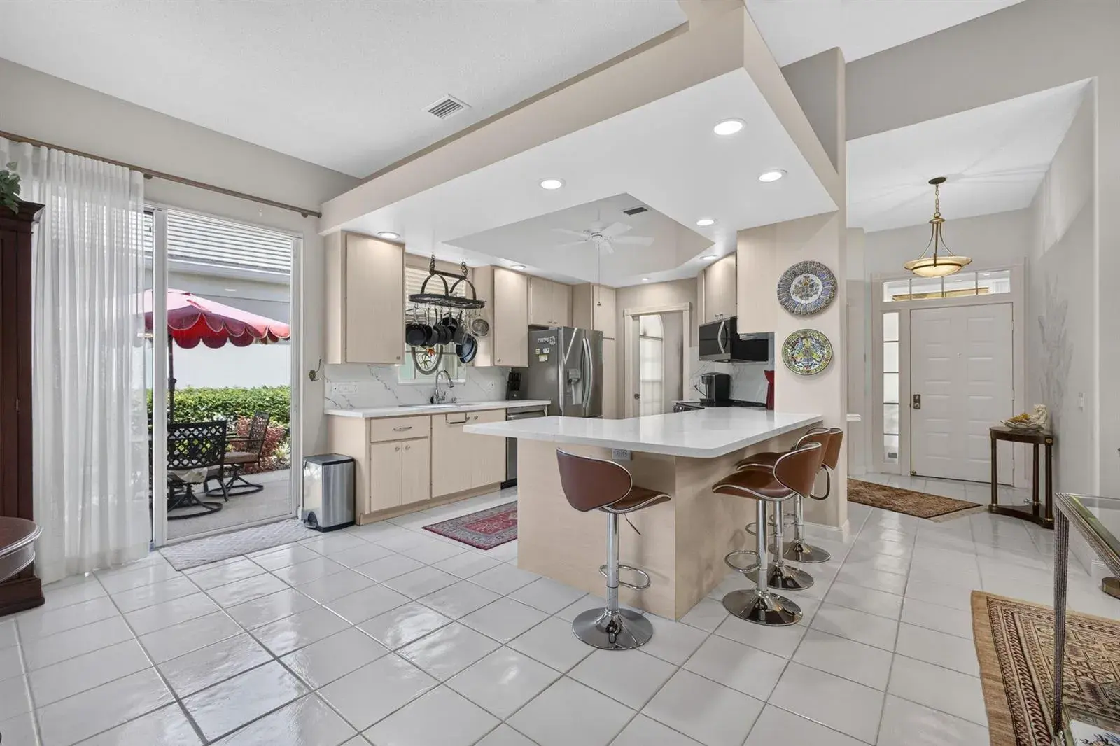 8390 E GARDEN OAKS Circle, Palm Beach Gardens FL 33410