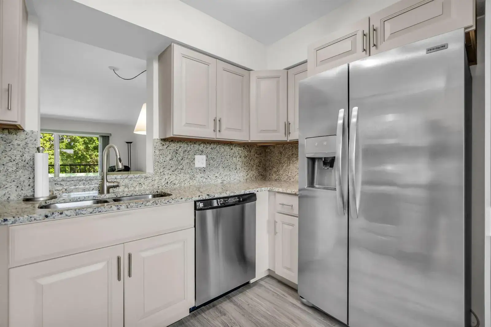 7267 HUNTINGTON Lane # 403, Delray Beach FL 33446