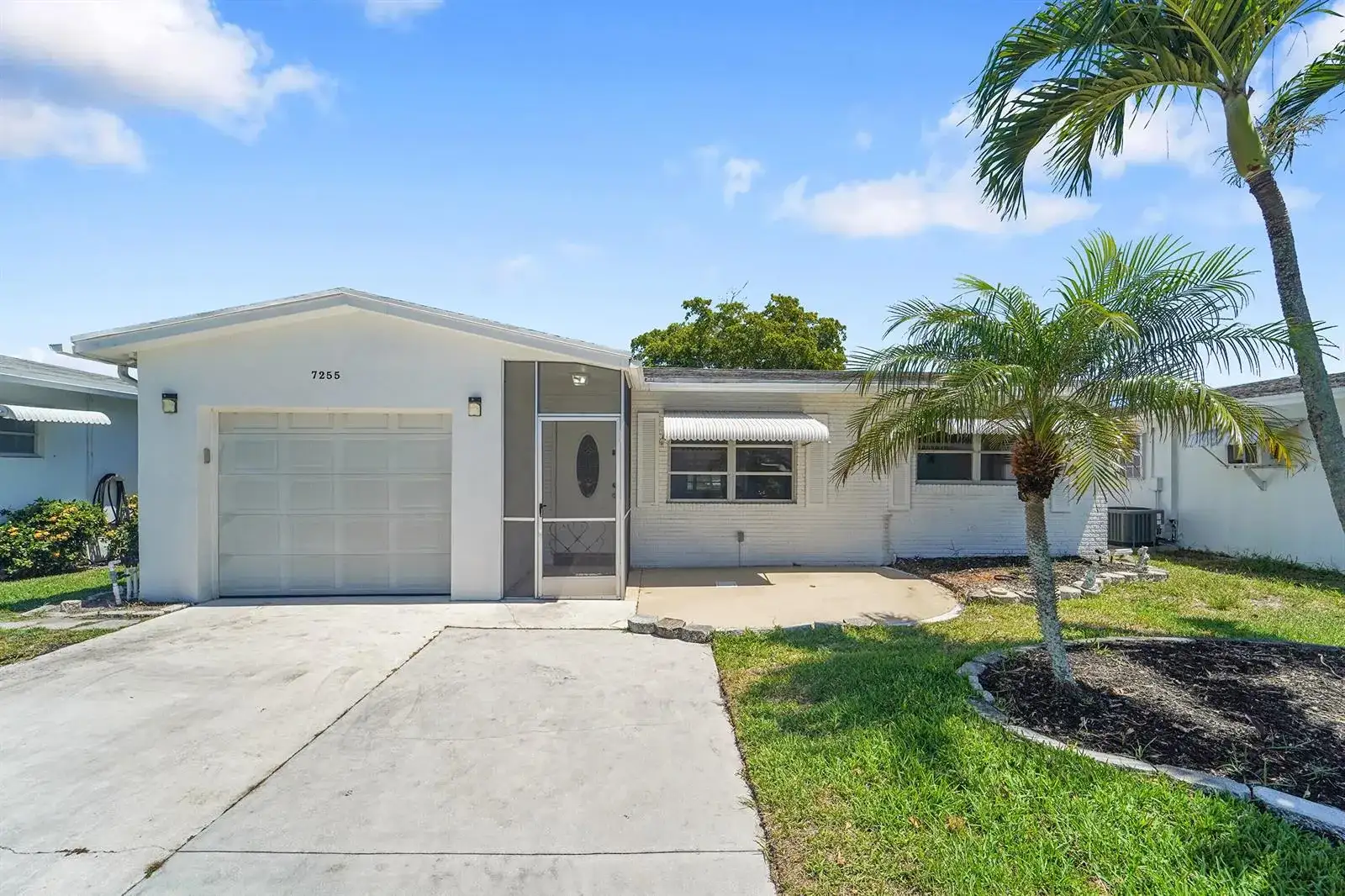7255 NW 8TH Court, Margate FL 33063 photo 2