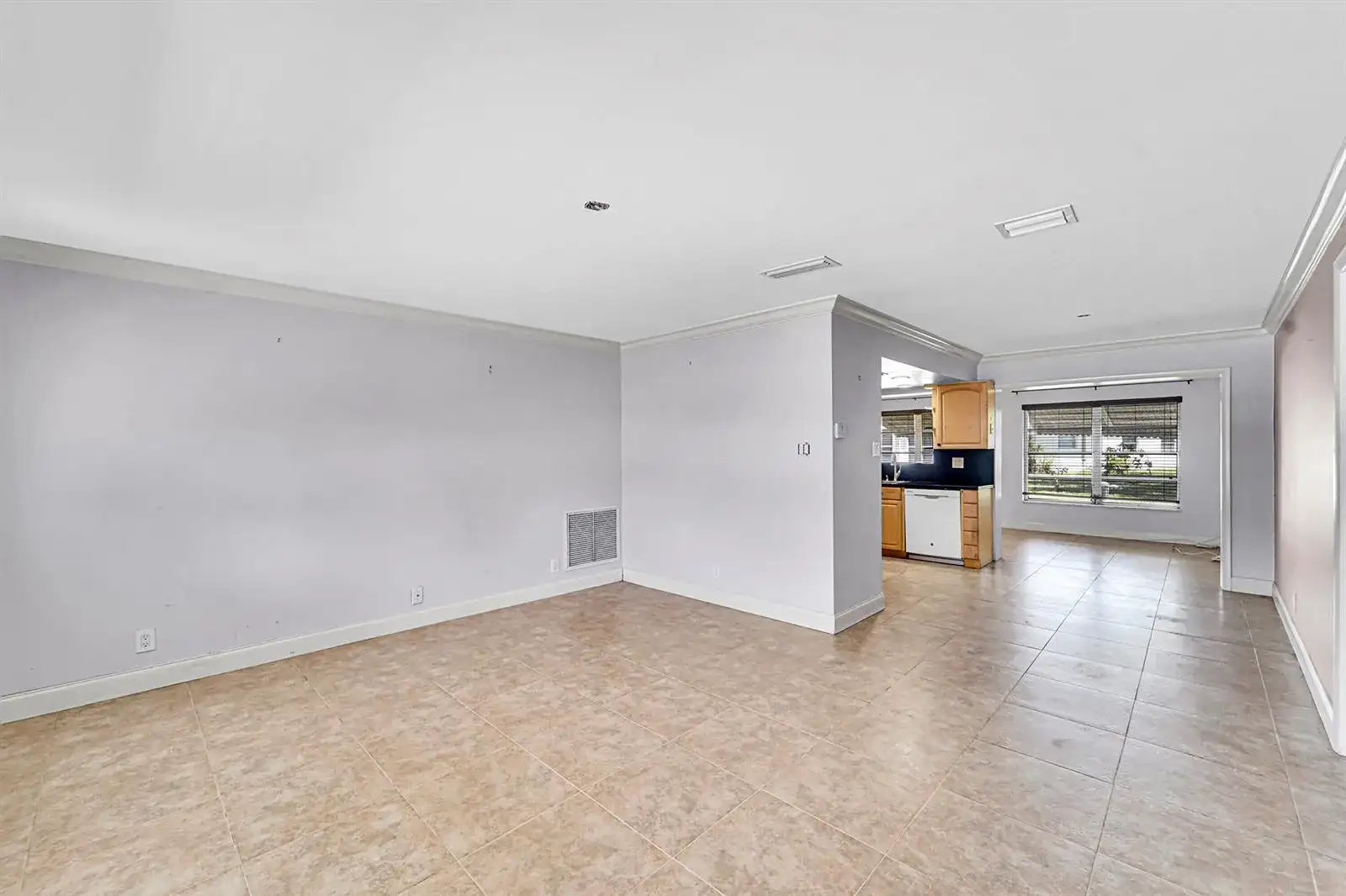 7255 NW 8TH Court, Margate FL 33063 photo 5
