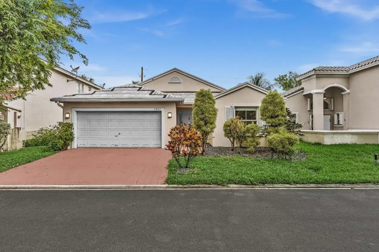 3307 SW 49th Street, Fort Lauderdale FL 33312