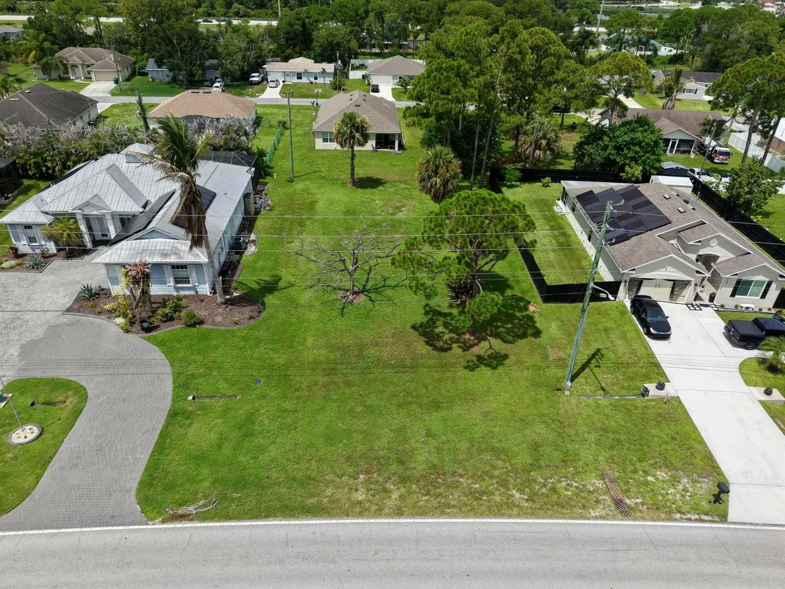 590 NW Bayshore Boulevard, Port St. Lucie FL 34983