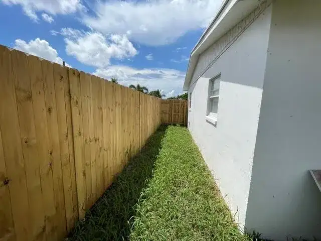 1104 W 24TH Street, Riviera Beach FL 33404 photo 4
