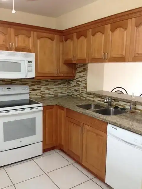 4100 N 58TH Avenue # 303, Hollywood FL 33021