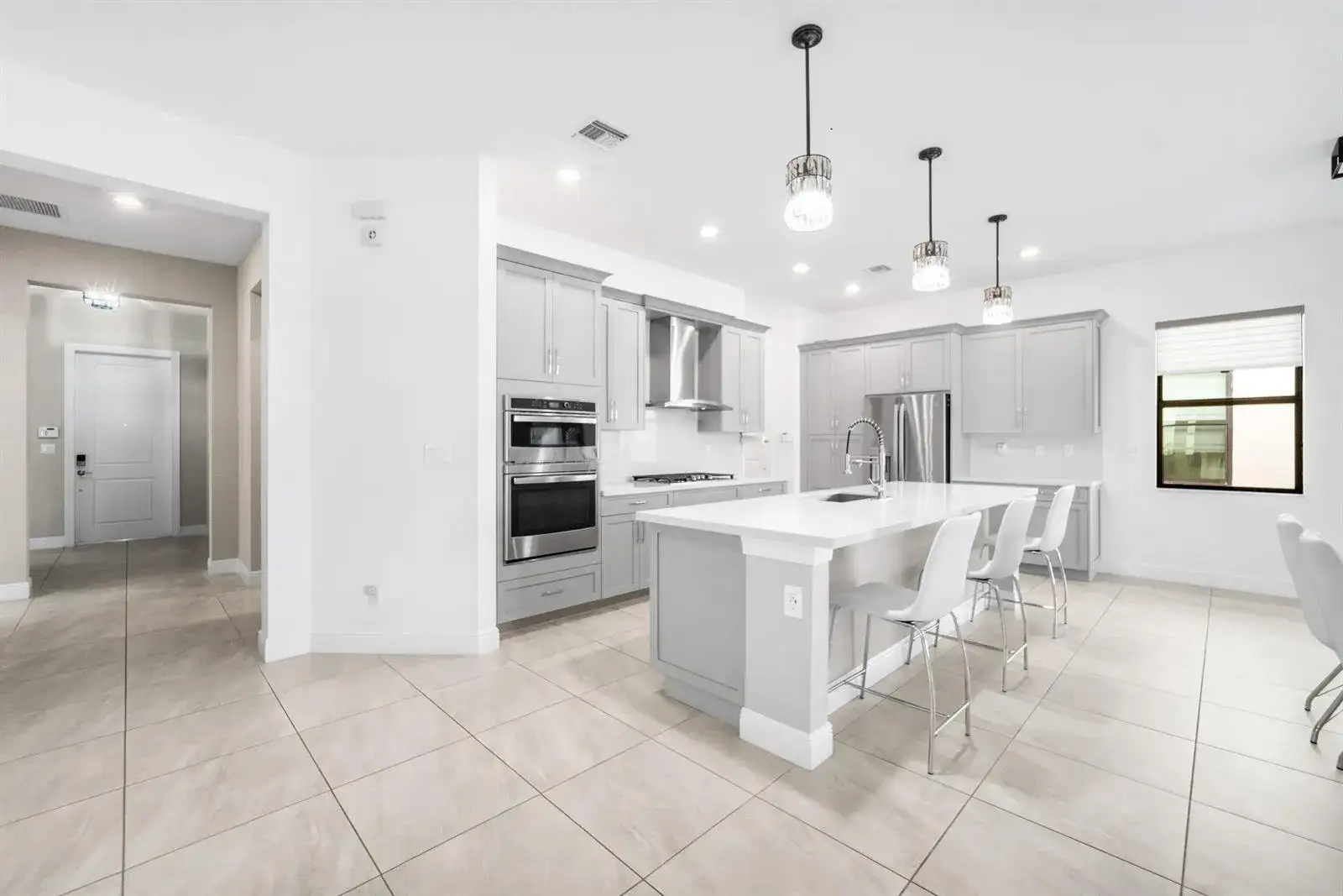 11850 N Baypoint Circle, Parkland FL 33076 photo 5