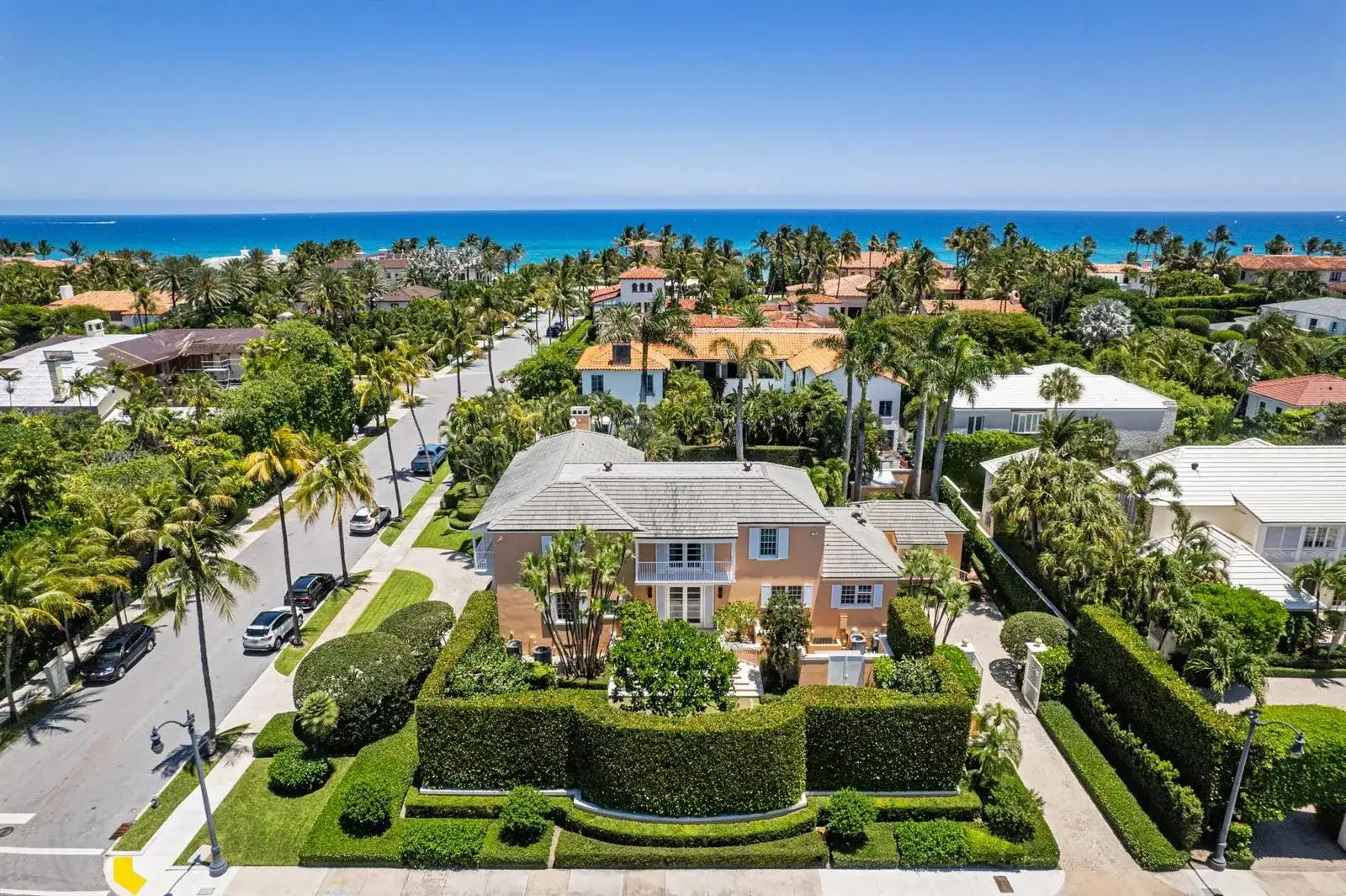 198 Via Marina, Palm Beach FL 33480 photo 2