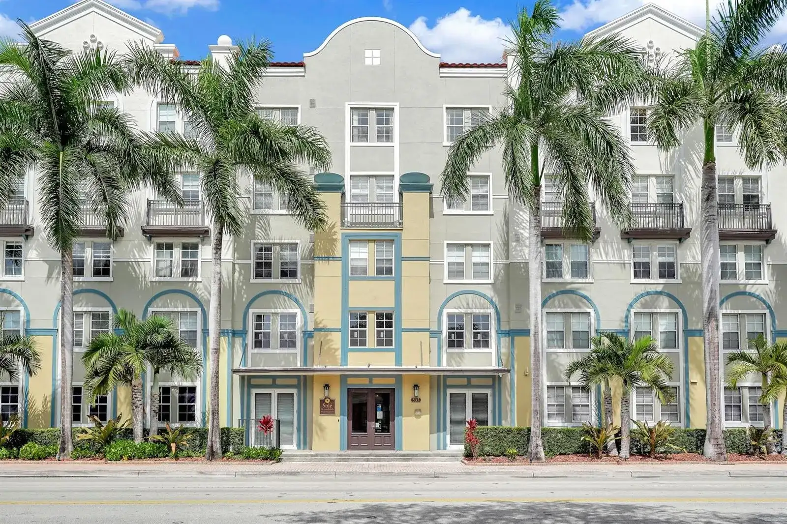 533 NE 3rd Avenue # 230, Fort Lauderdale FL 33301