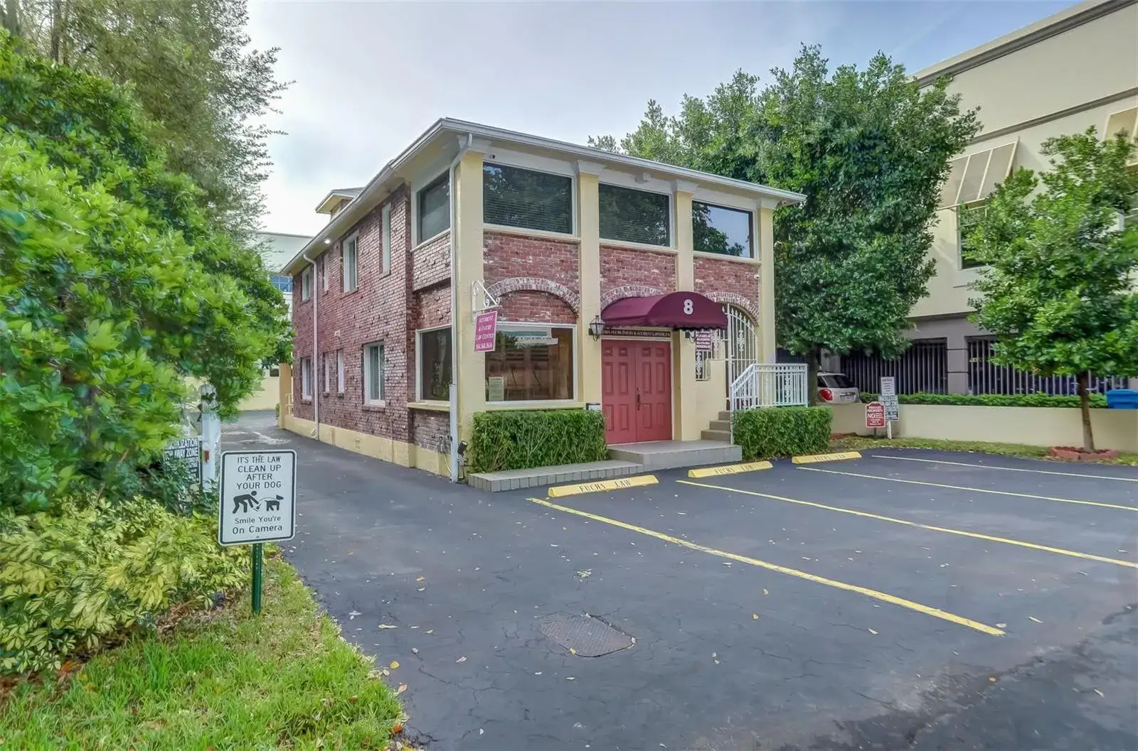 8 SE 8TH Street, Fort Lauderdale FL 33316