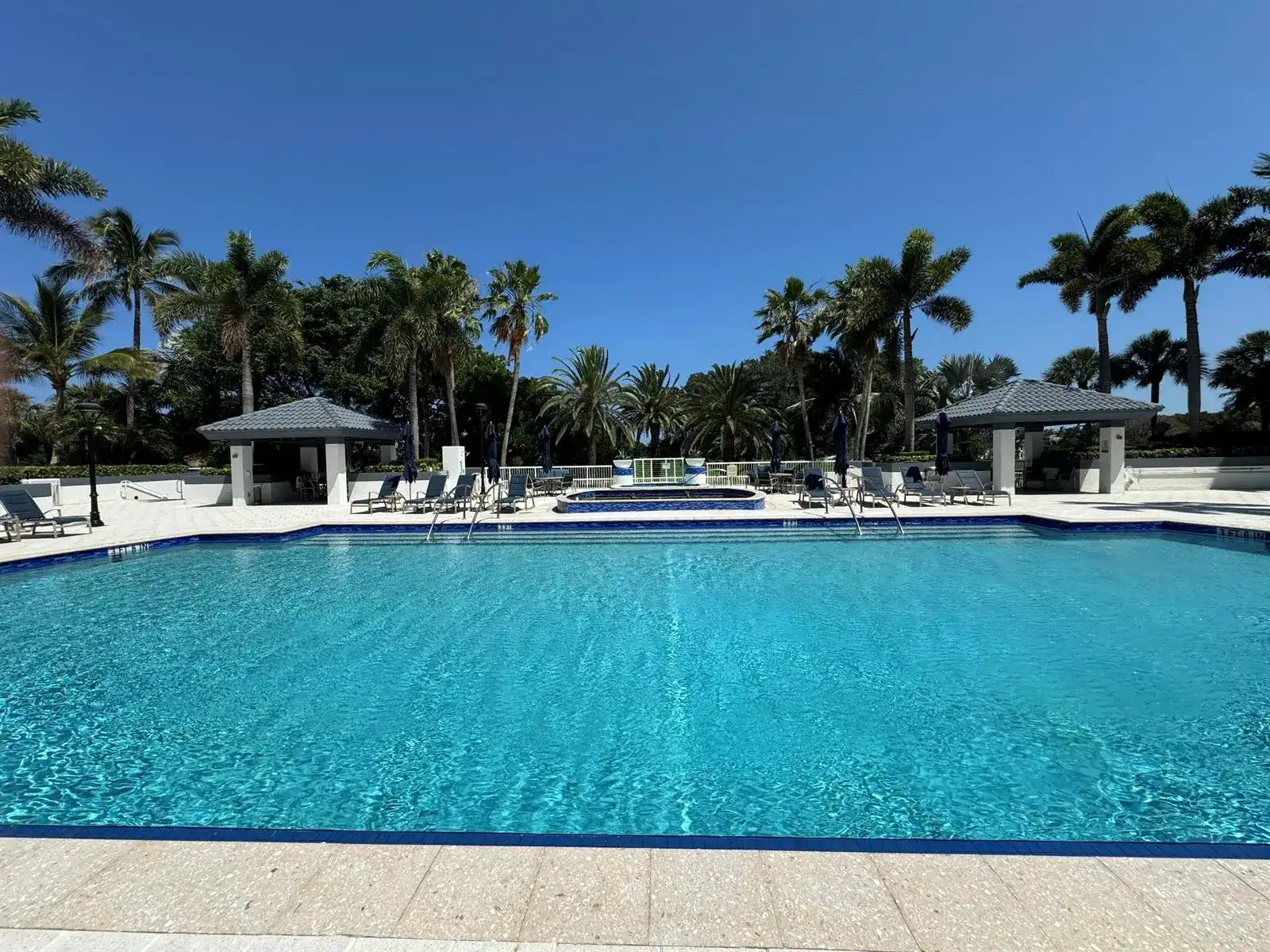 550 SE Mizner Boulevard # B309, Boca Raton FL 33432