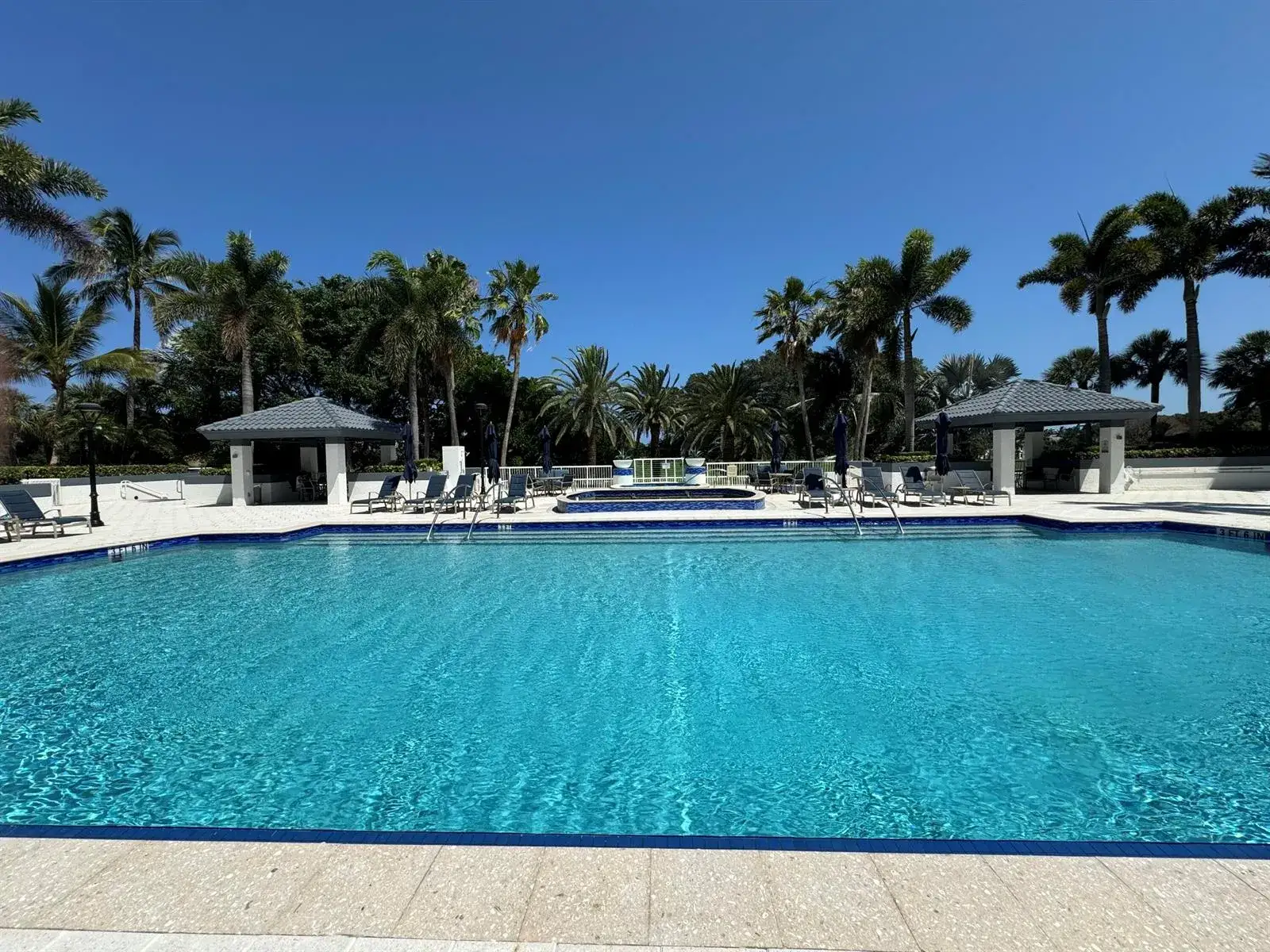 550 SE Mizner Boulevard # B309, Boca Raton FL 33432
