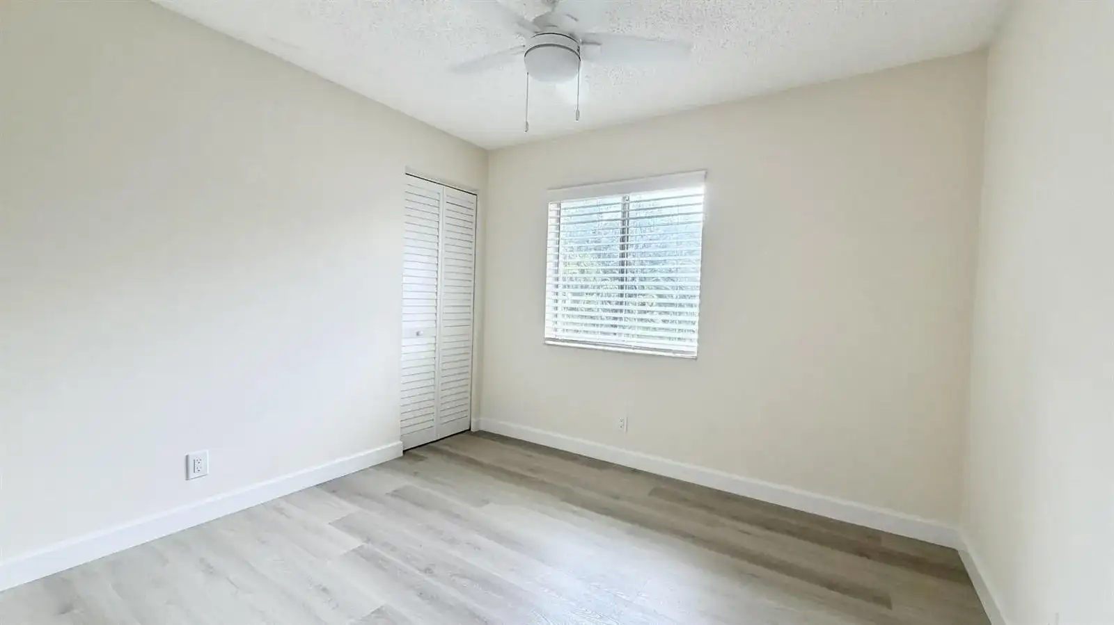 4877 Sable Pine Circle # D2, West Palm Beach FL 33417 photo 5