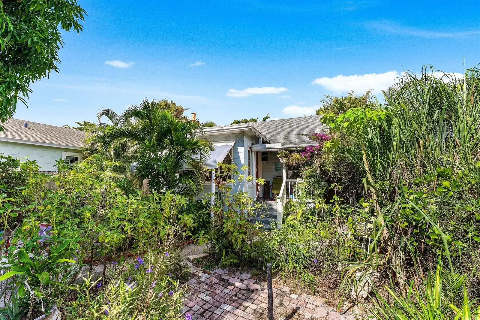 615 N L Street, FL 33460 photo 3