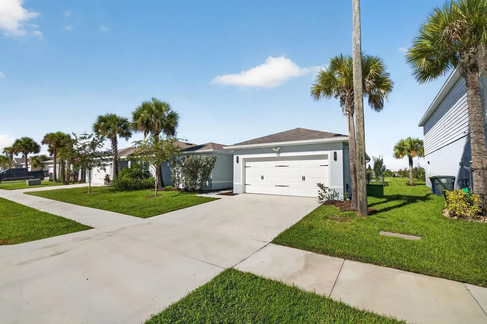 501 CHERIMOYA Street, Fort Pierce FL 34981 photo 3
