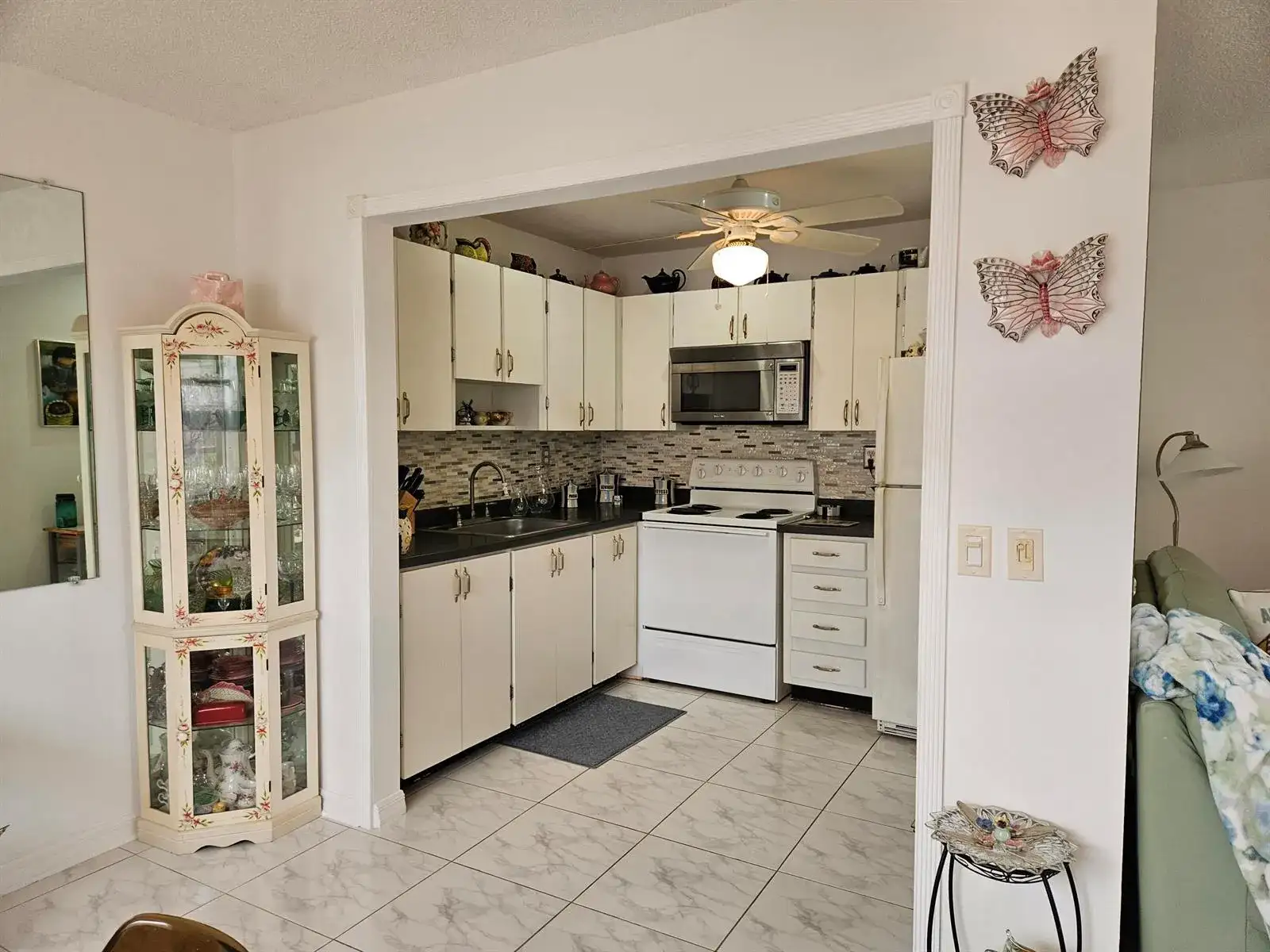 224 Burgundy E, Delray Beach FL 33484 photo 4