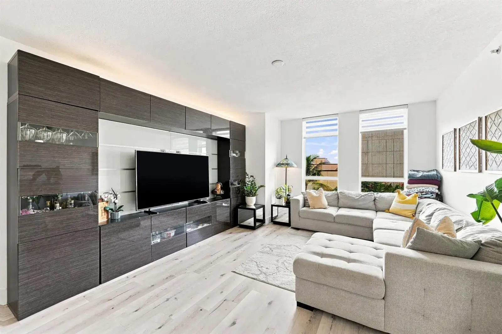 610 W Las Olas Boulevard # 416N, Fort Lauderdale FL 33312