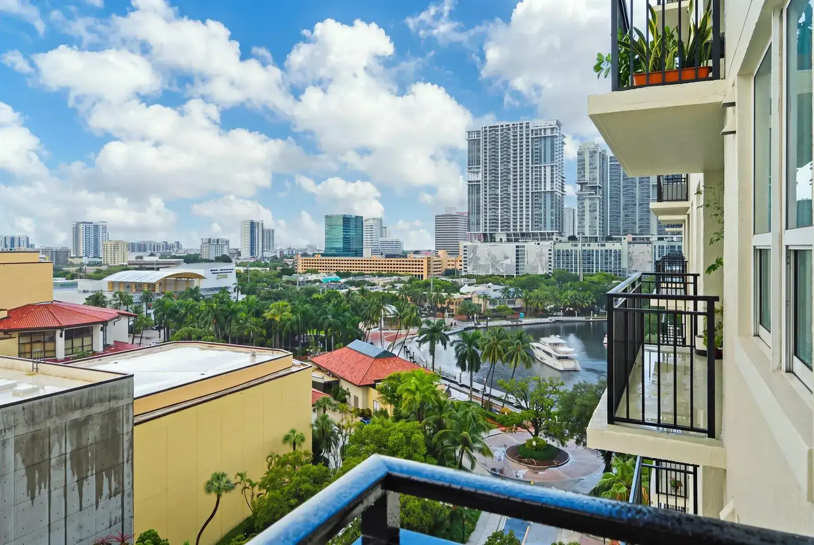 610 W Las Olas Boulevard # 1114N, Fort Lauderdale FL 33312 photo 2