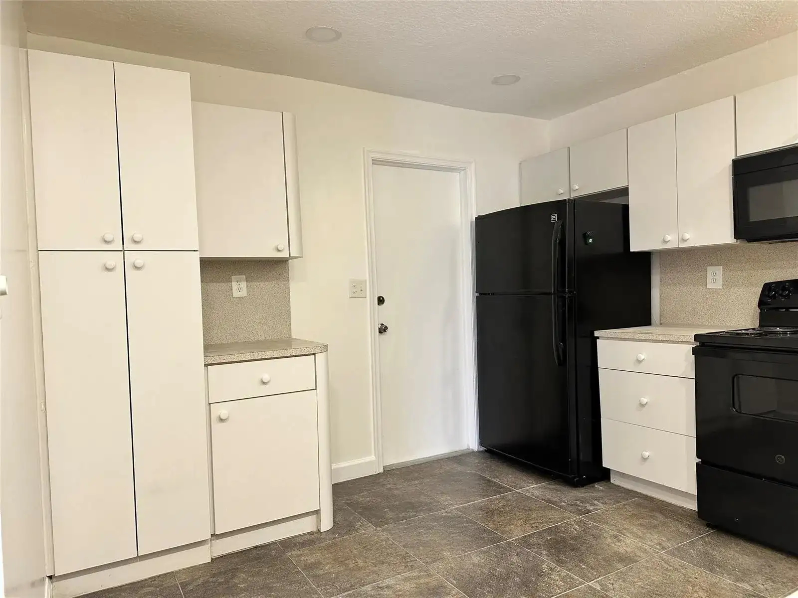 1905 SW 86TH Avenue, North Lauderdale FL 33068 photo 5