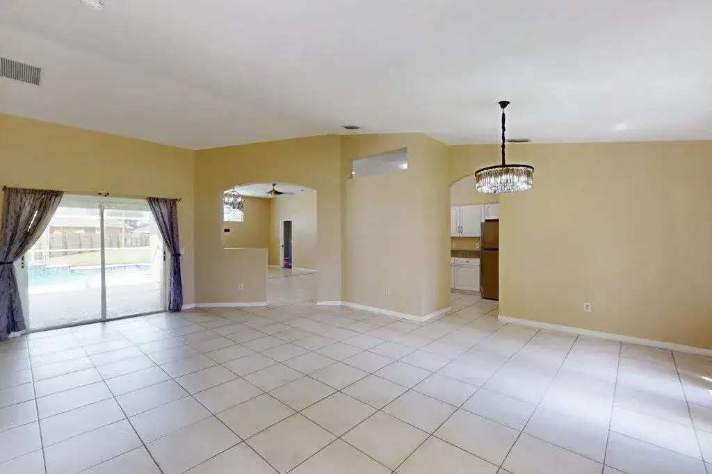 436 SW BRADSHAW Circle, Port St. Lucie FL 34953 photo 5
