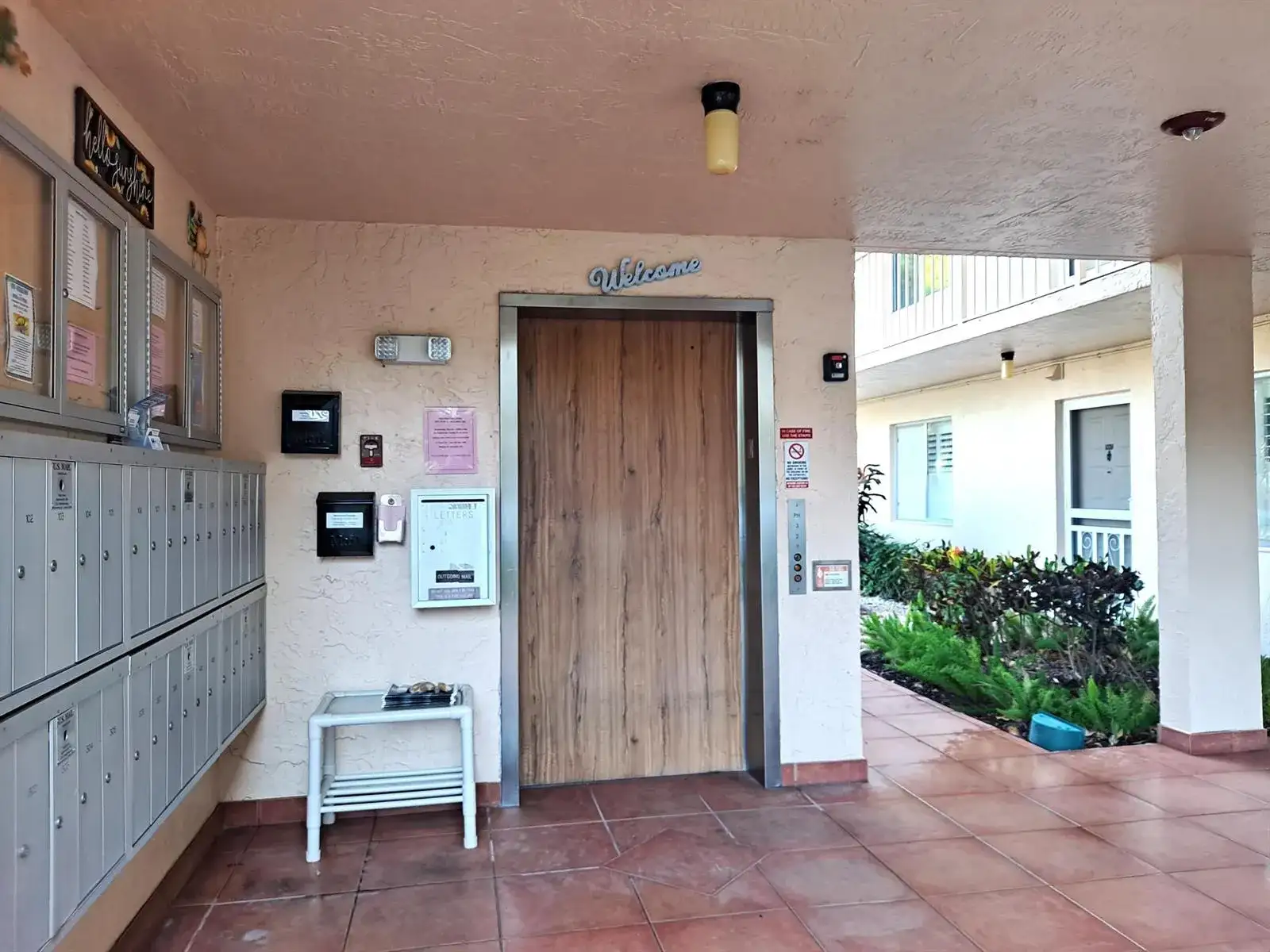 6795 Huntington 405 Lane # 405, Delray Beach FL 33446 photo 2