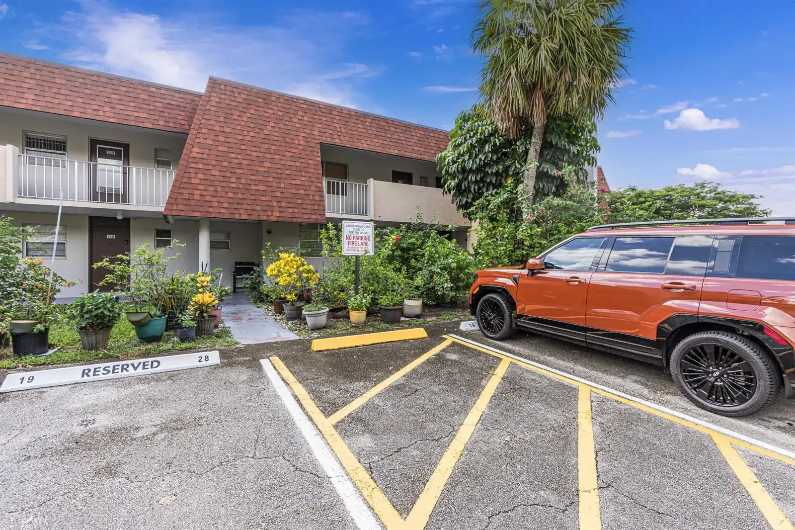 3090 NW 46th Avenue, Lauderdale Lakes FL 33313 photo 2