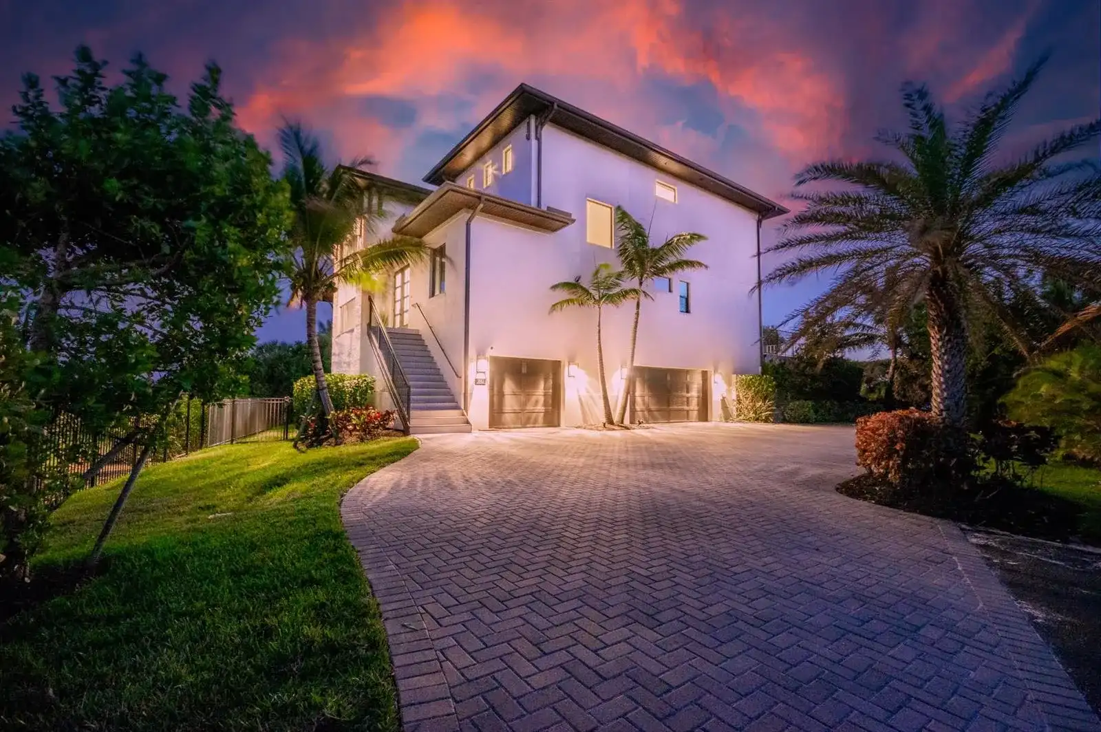 7683 Pelican Pointe Drive, Jensen Beach FL 34957