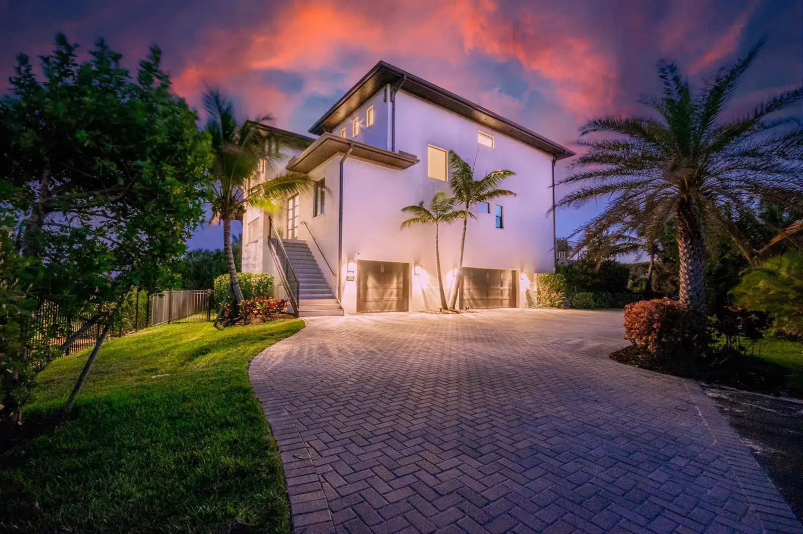 7683 Pelican Pointe Drive, Jensen Beach FL 34957