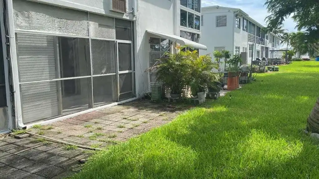 50 NW 204TH Street # 8, Miami Gardens FL 33169