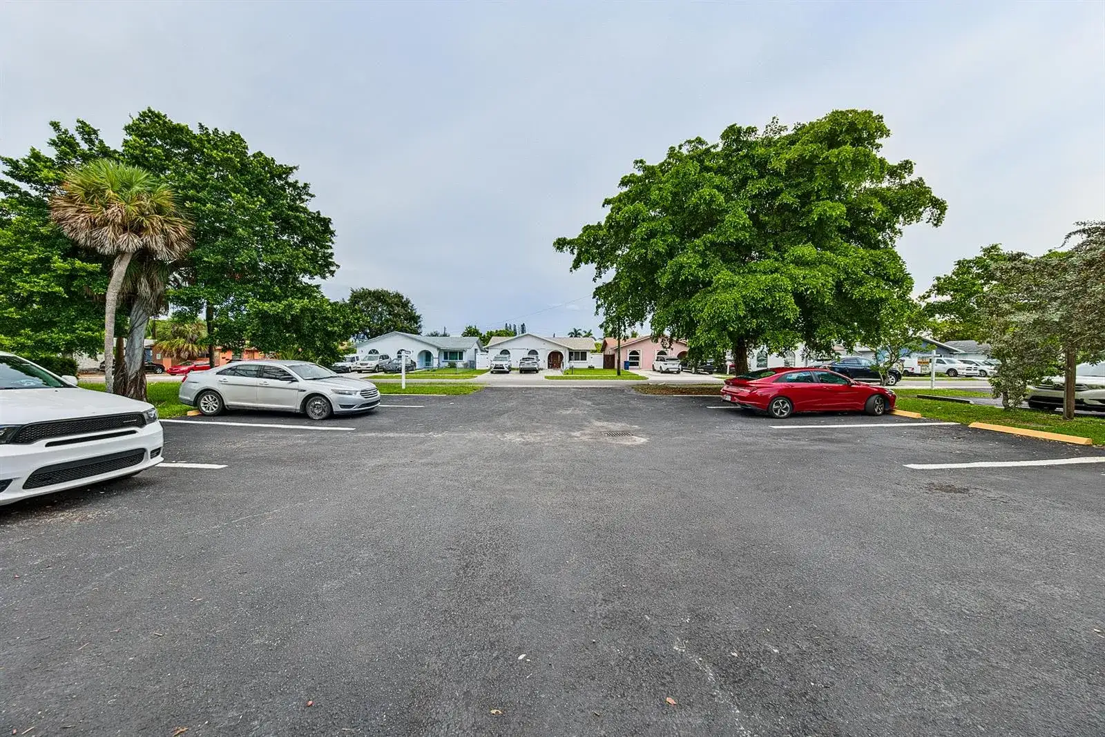 825 SW 10th Street # D, Hallandale Beach FL 33009 photo 3