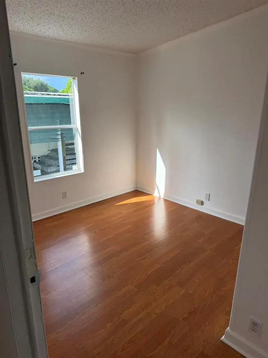1680 SW 85TH Avenue, Davie FL 33324 photo 2