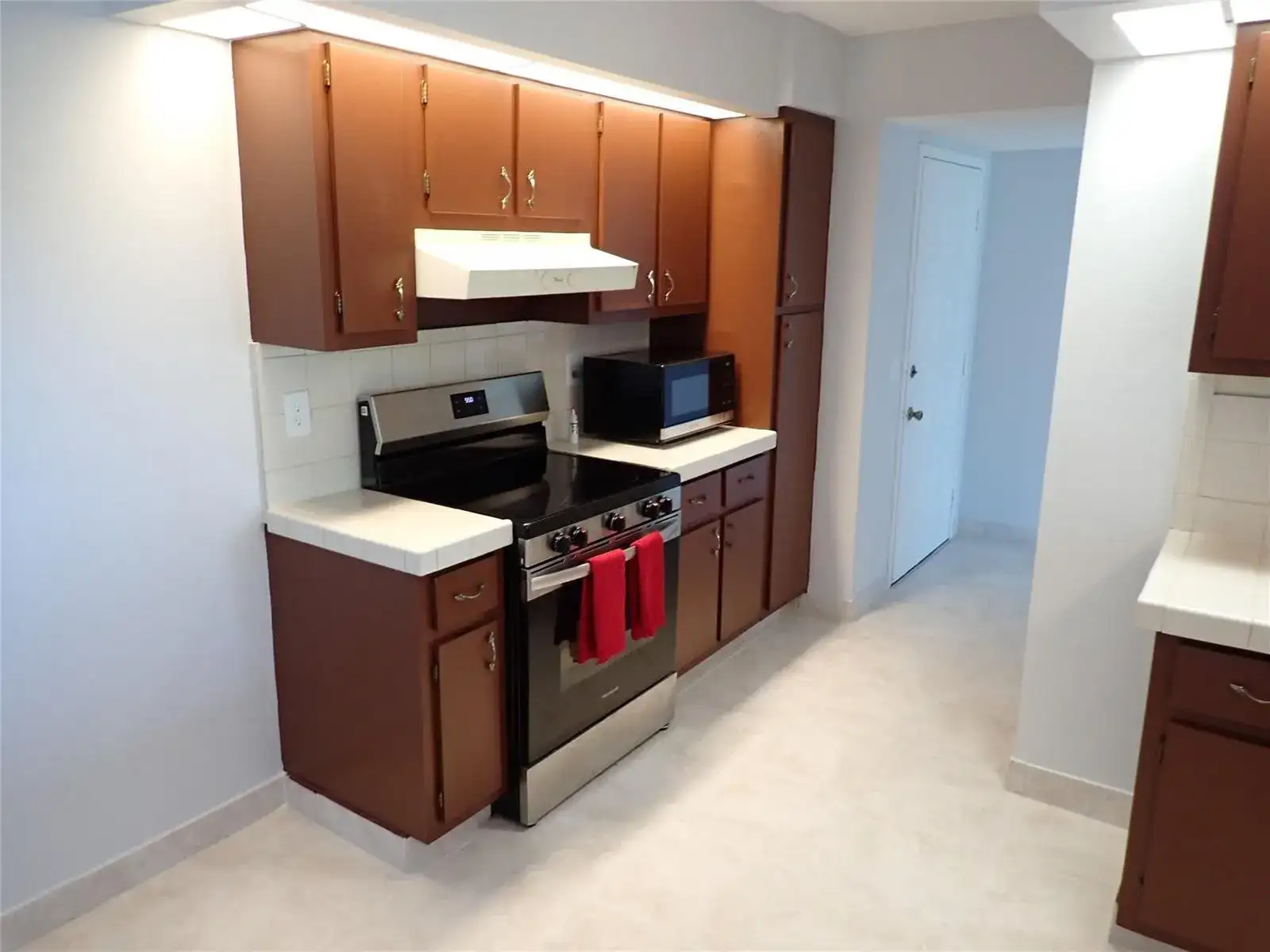 106 Lake Emerald Drive # 401, Oakland Park FL 33309 photo 3