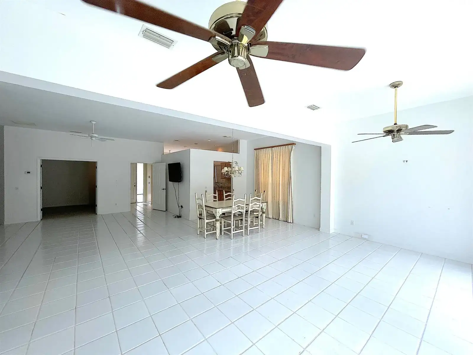 9437 POINCIANA Court, Fort Pierce FL 34951 photo 4