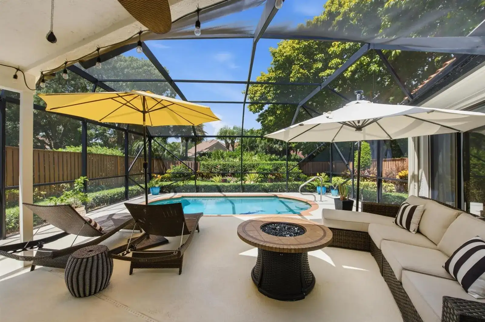 2576 LA CRISTAL Circle, Palm Beach Gardens FL 33410 photo 3