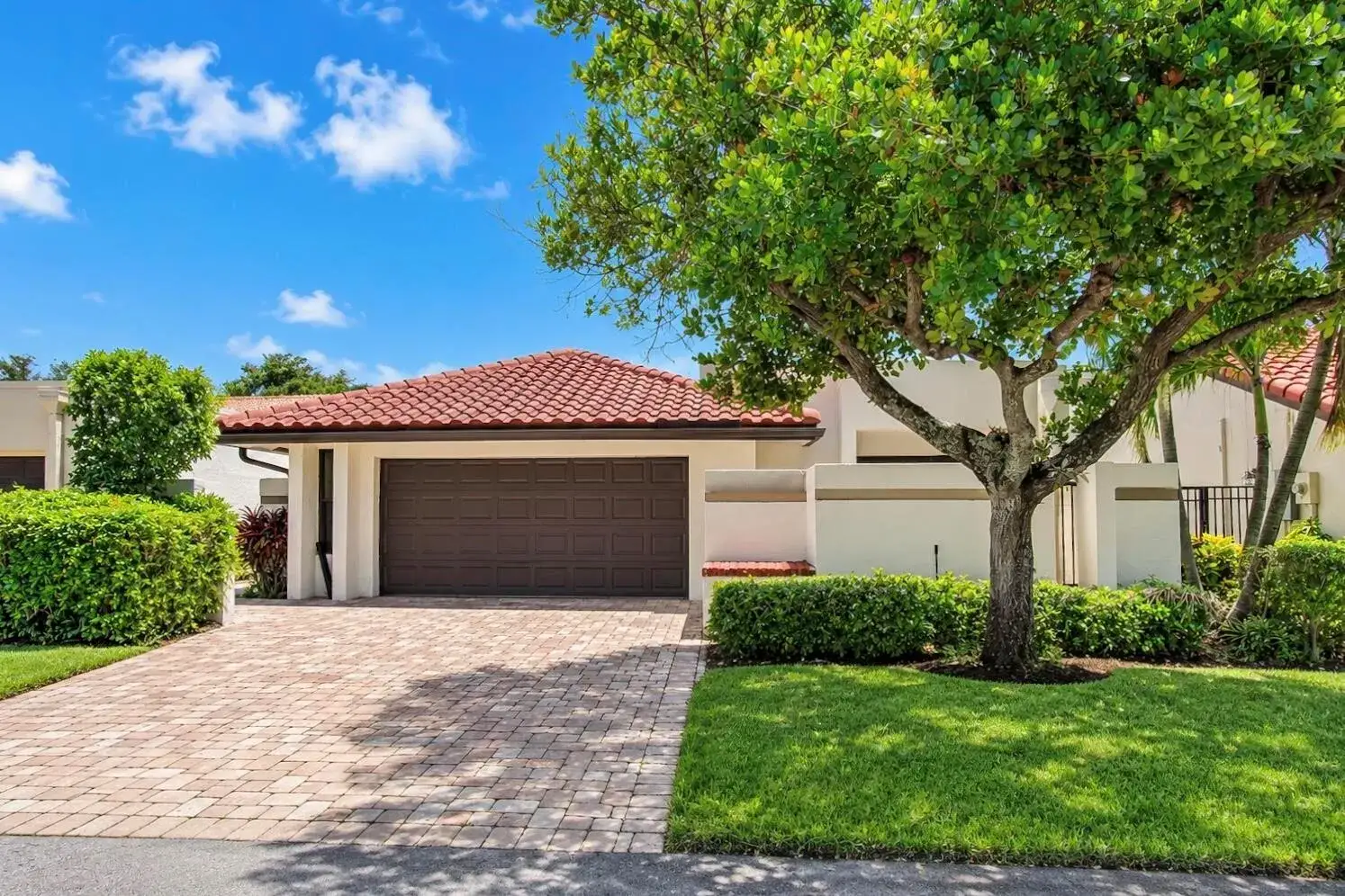21460 LAGUNA Drive, Boca Raton FL 33433