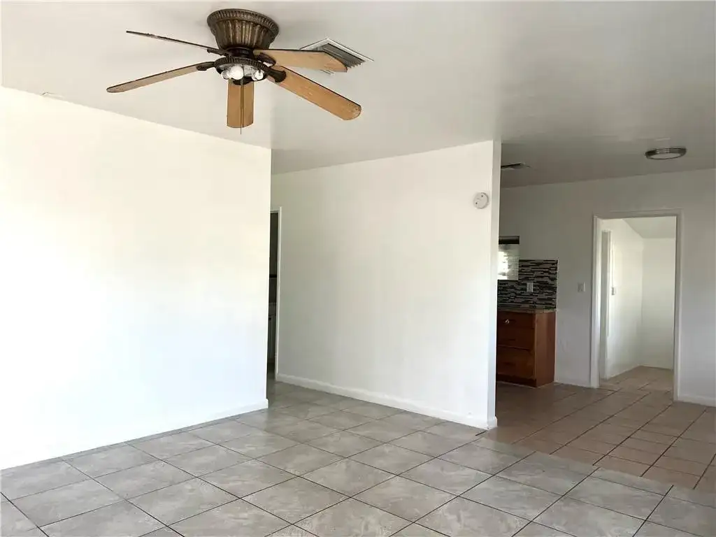4340 NW 59TH Court, North Lauderdale FL 33319 photo 4