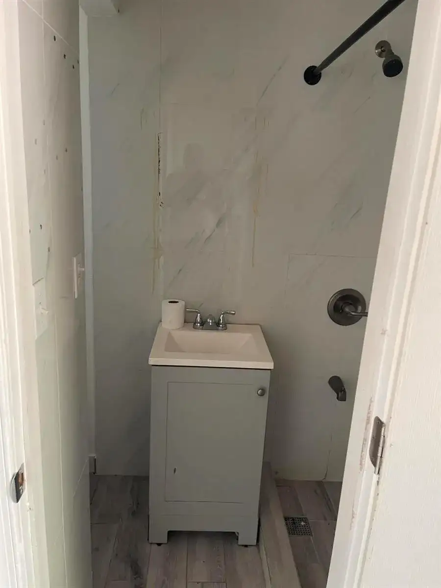 1243 NE 159TH Street, North Miami Beach FL 33162 photo 5