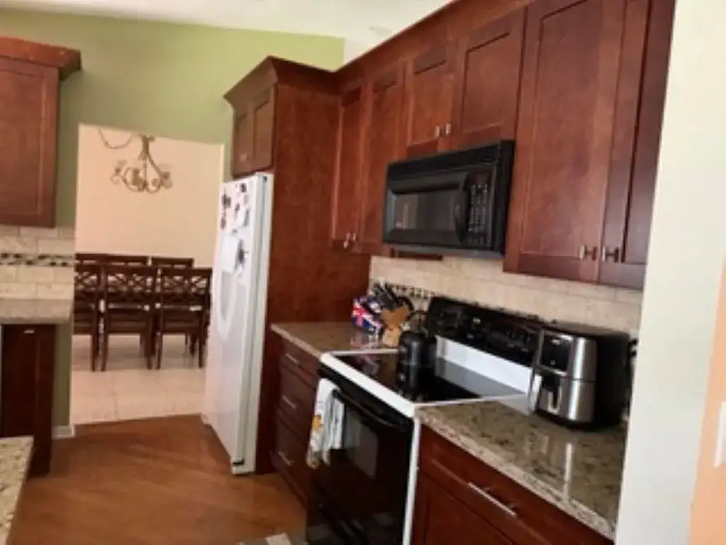 102 SAND PINE Way, Royal Palm Beach FL 33411 photo 5
