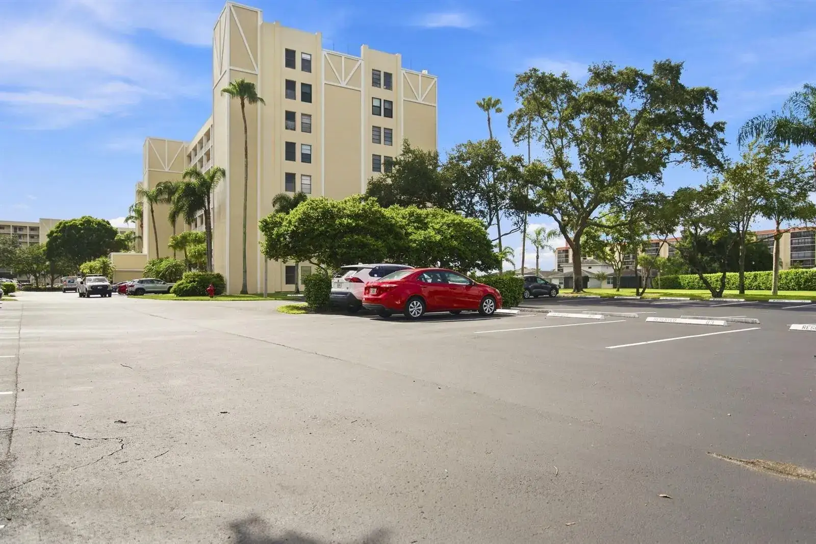 7290 Kinghurst Drive # 403, Delray Beach FL 33446