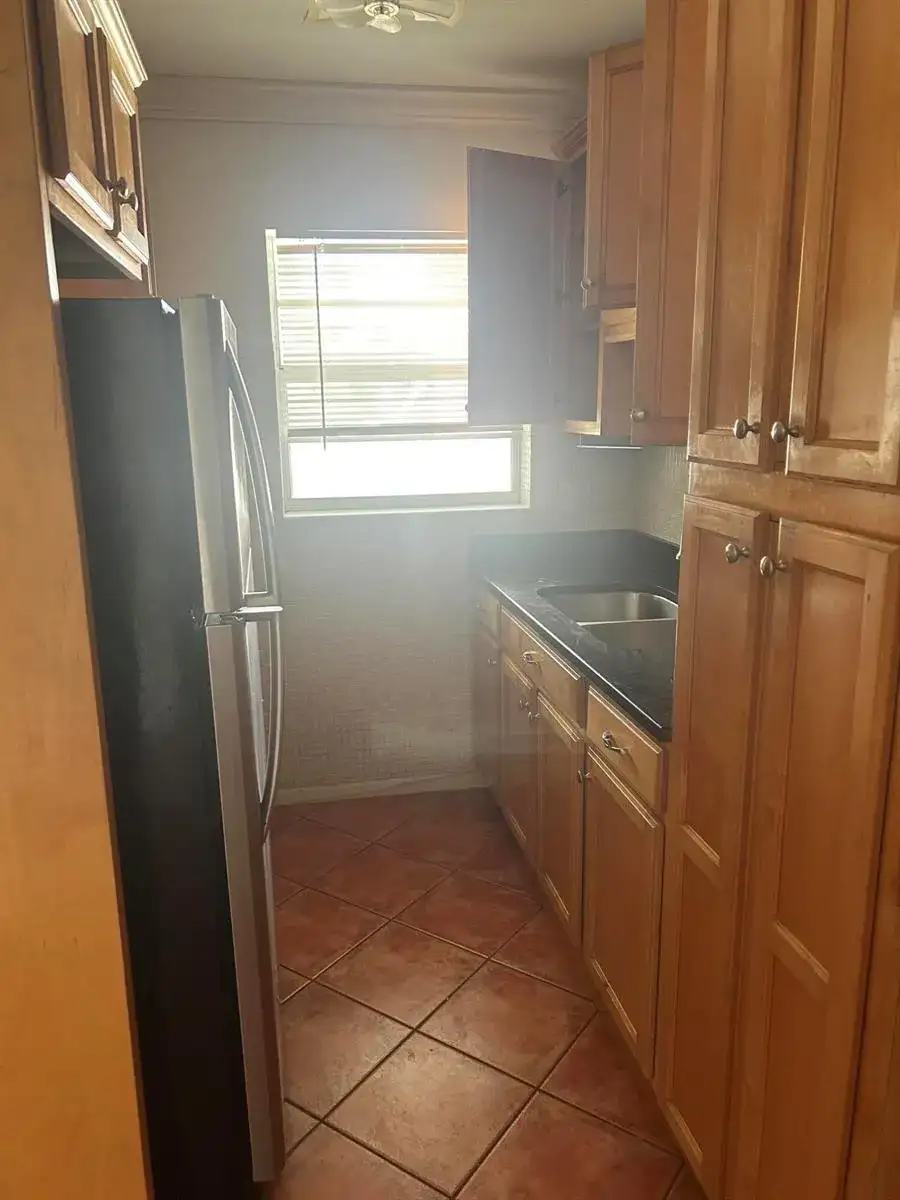18 S OCEAN BREEZE # 7, FL 33460 photo 3