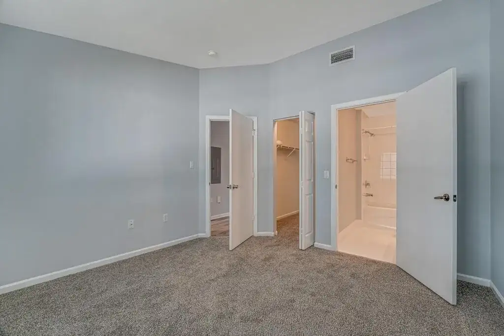 3810 N JOG Road # 204, West Palm Beach FL 33411 photo 4