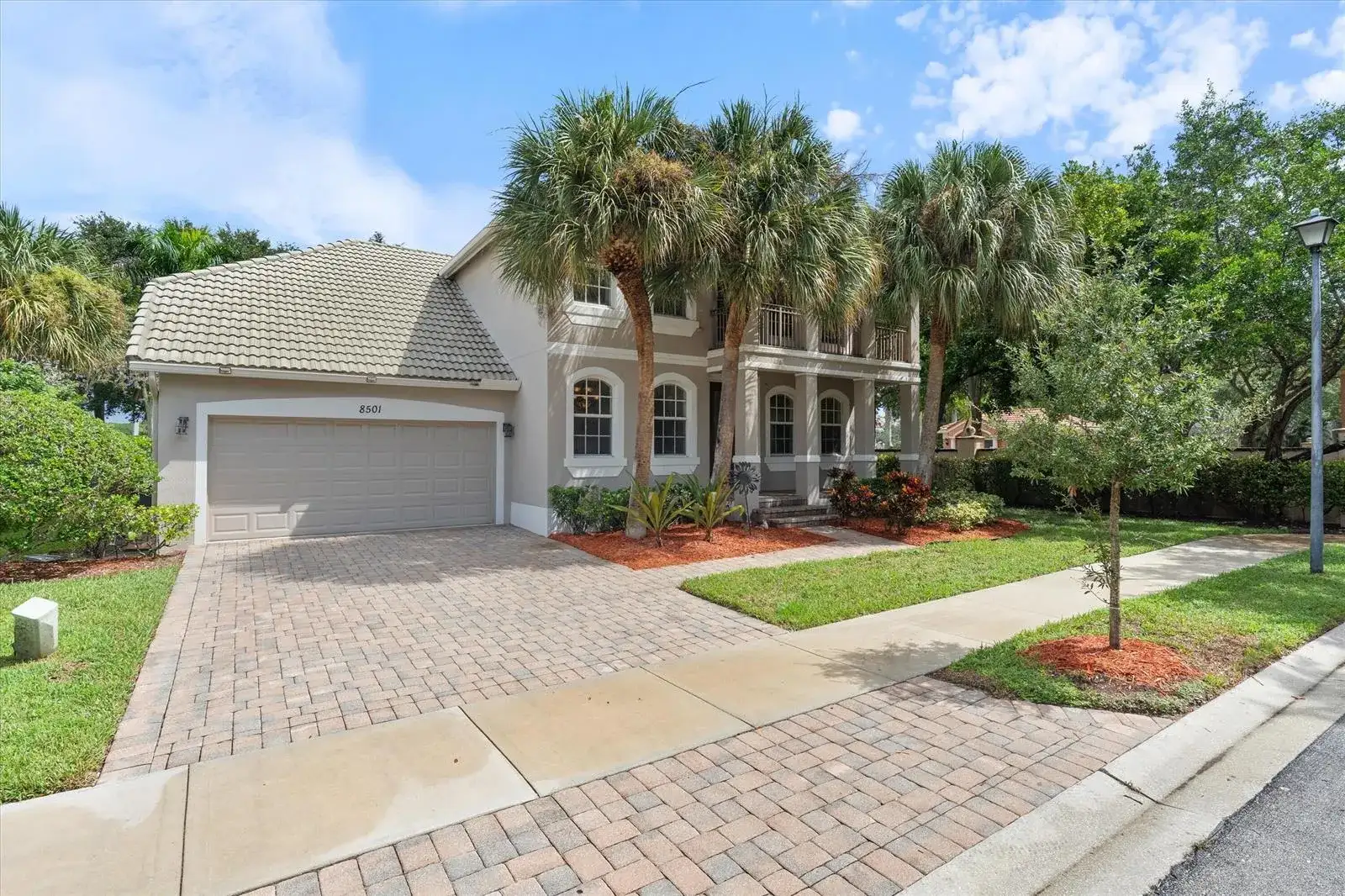 8501 PORTOBELLO Lane, Palm Beach Gardens FL 33418 photo 2